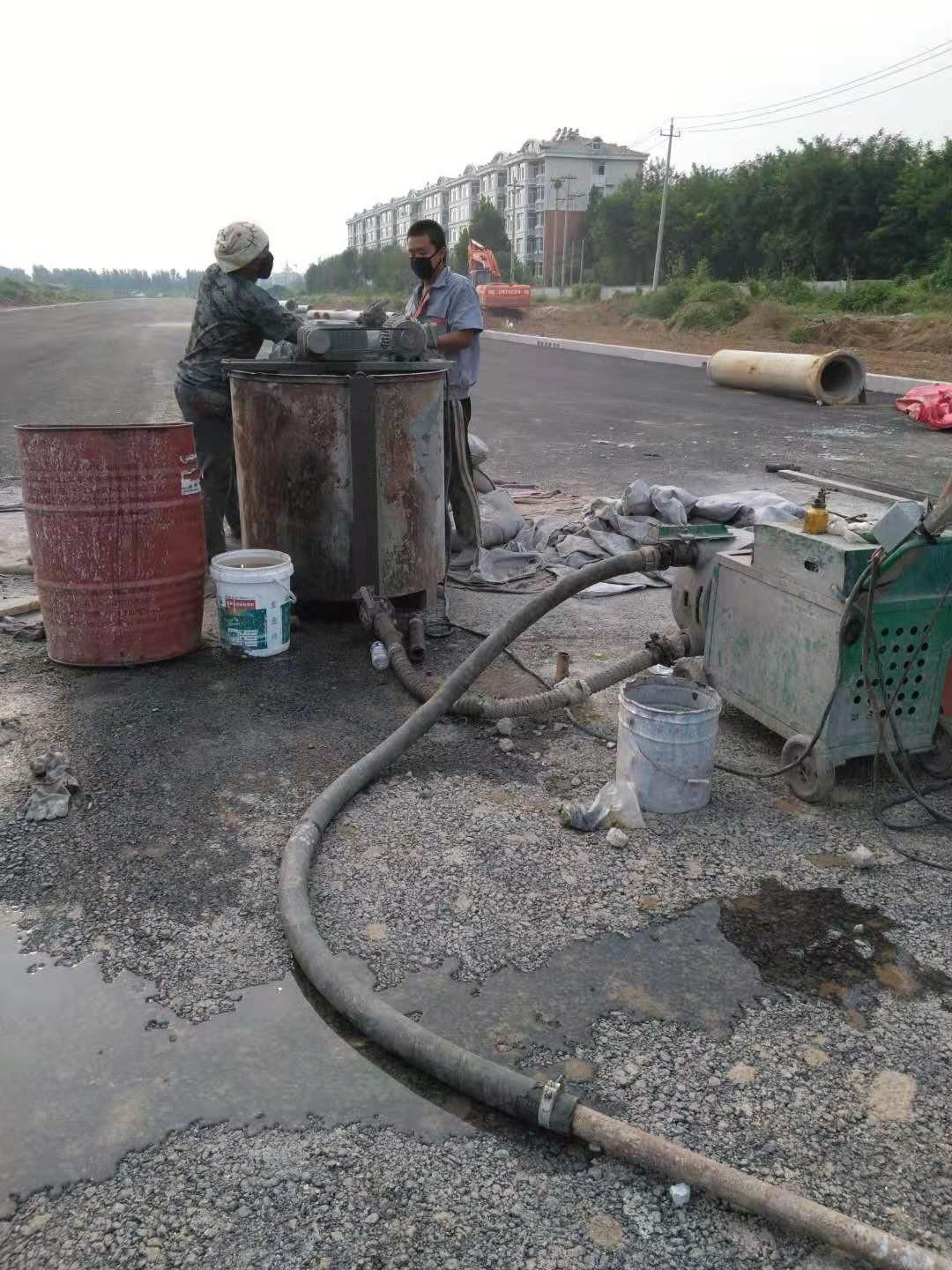 红坪镇进行地基基础加固的原因和方法都有哪些呢？