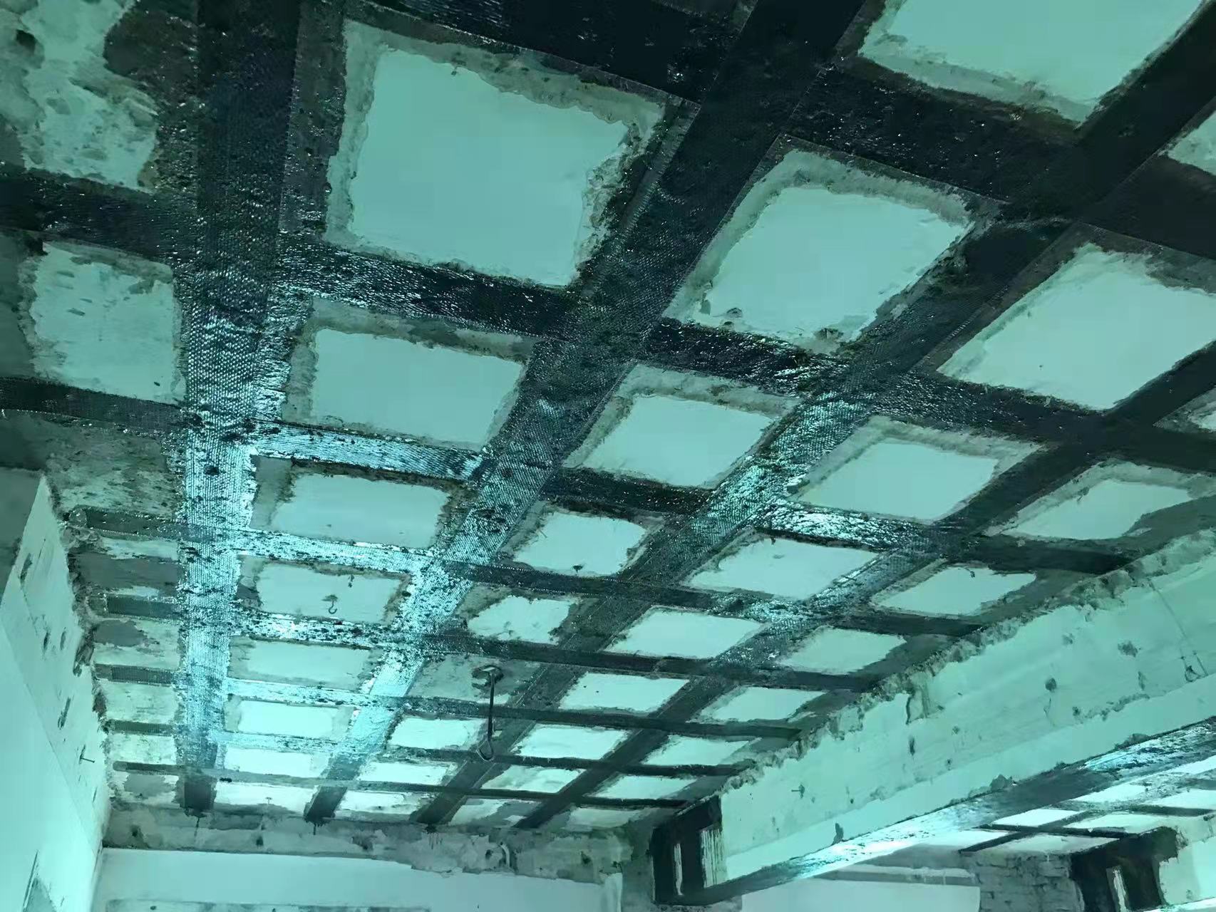 红坪镇粘碳纤维布施工工艺